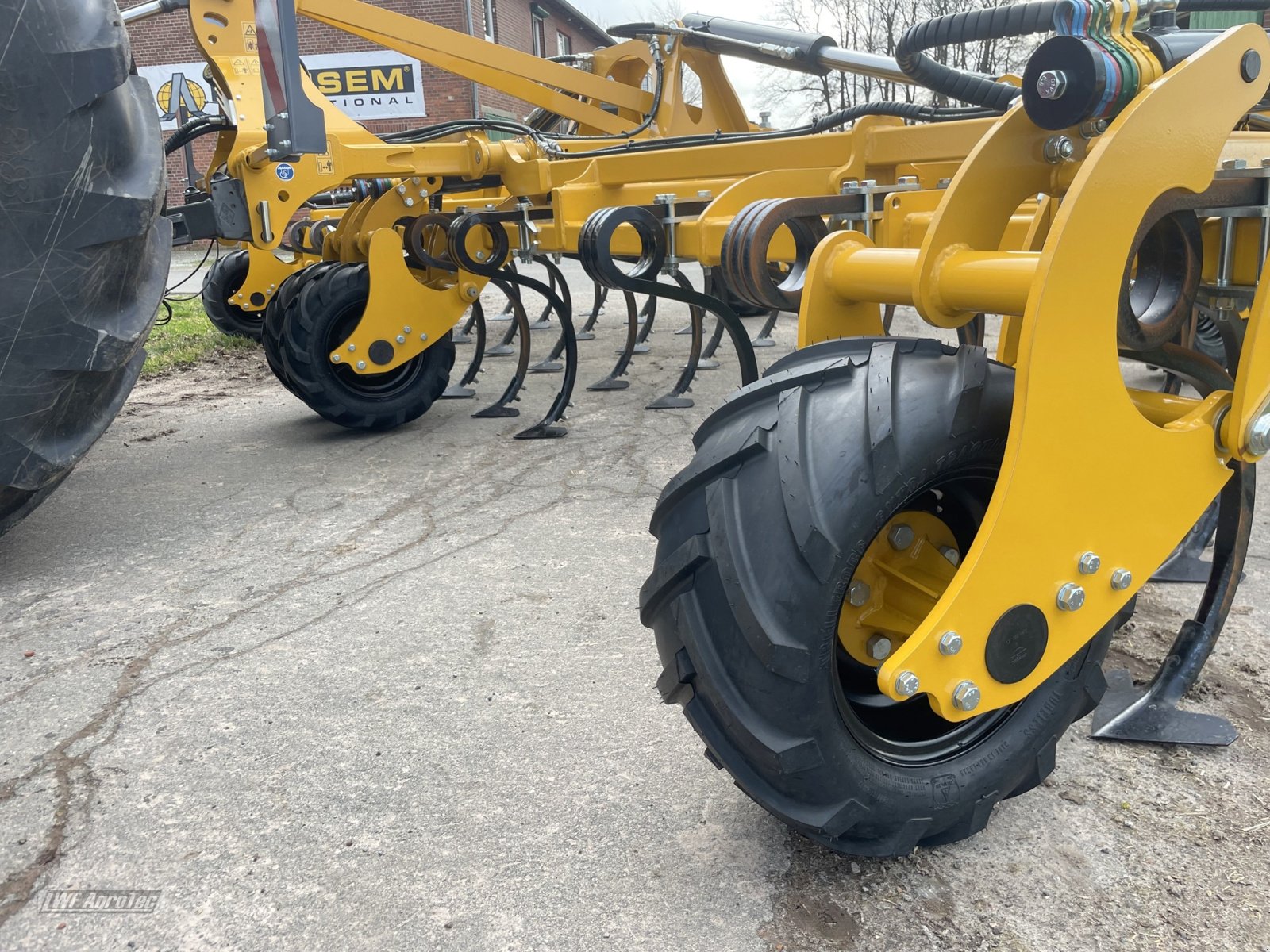 Federzinkengrubber del tipo Agrisem Biomulch, Neumaschine In Römstedt (Immagine 20)