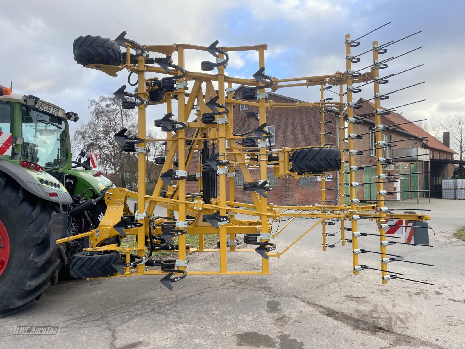 Federzinkengrubber del tipo Agrisem Biomulch, Neumaschine In Römstedt (Immagine 23)