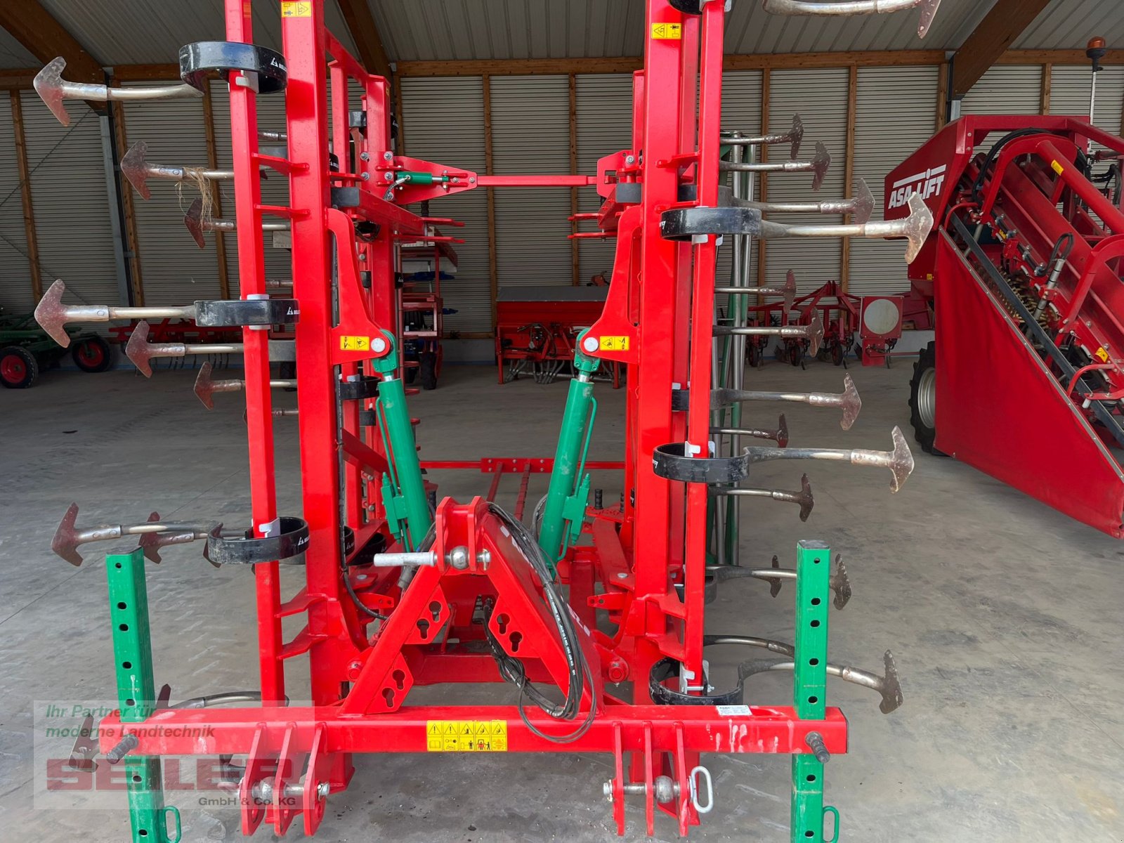 Federzinkengrubber of the type Agro-Masz APS 50 H, Gebrauchtmaschine in Ansbach (Picture 3)