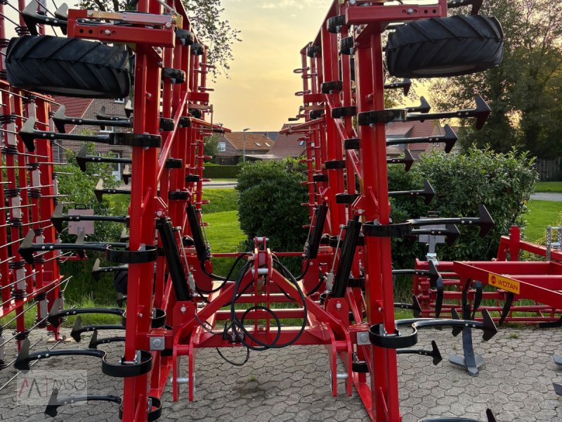 Federzinkengrubber del tipo Brix Unicult Bio Biogrubber Grubber 6m neu Flachgrubber Ultraflachgrubber Federzinkenegge, Neumaschine In Berumerfehn