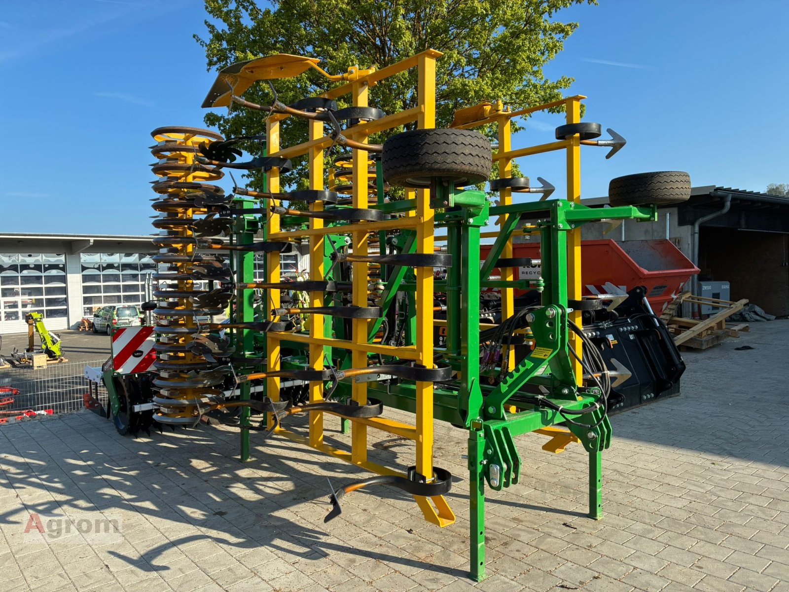 Federzinkengrubber typu Kerner Stratos, Neumaschine v Münsingen (Obrázok 2)