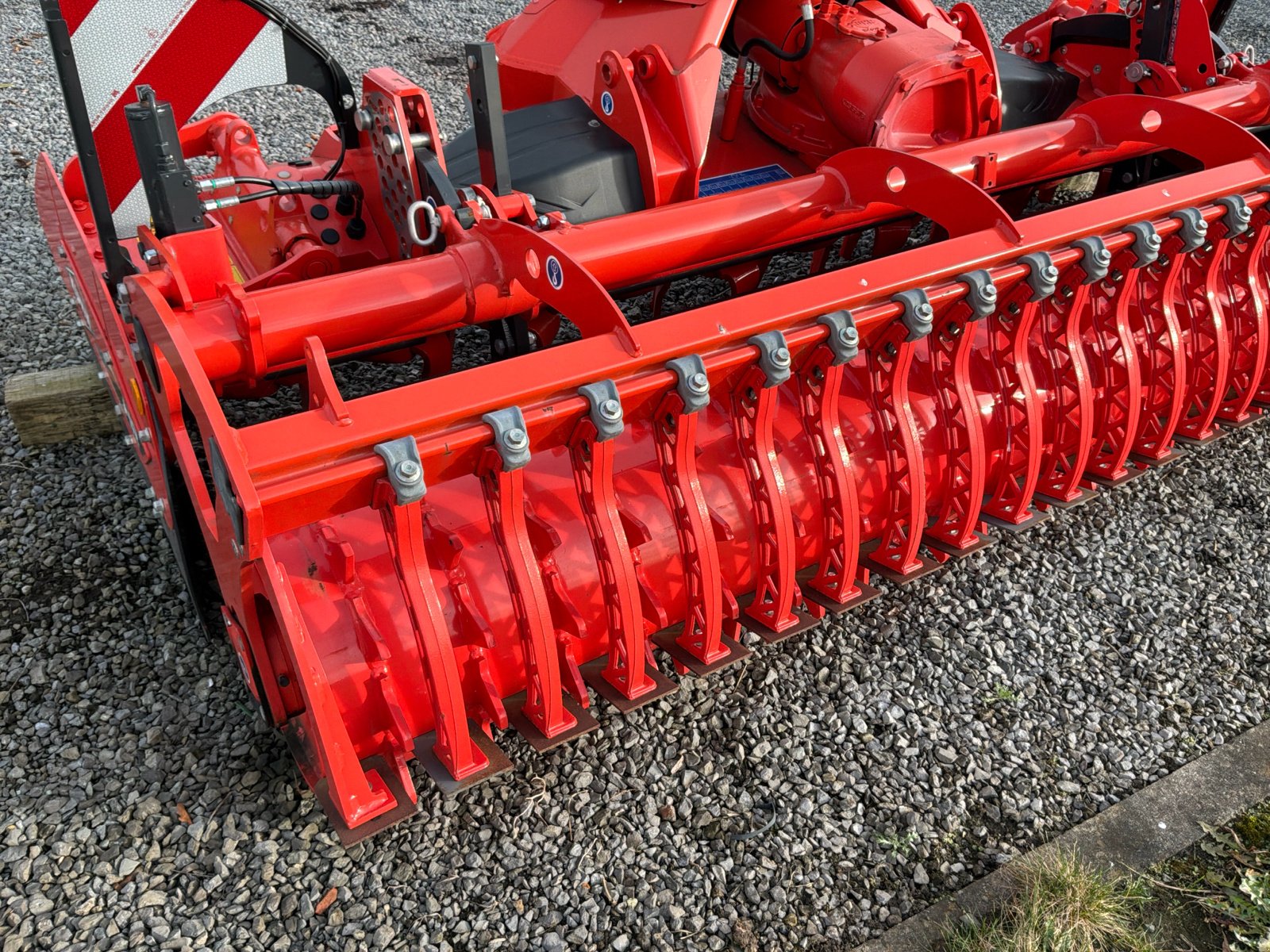 Federzinkengrubber от тип Kuhn HR3020, Neumaschine в Sint-Laureins (Снимка 15)