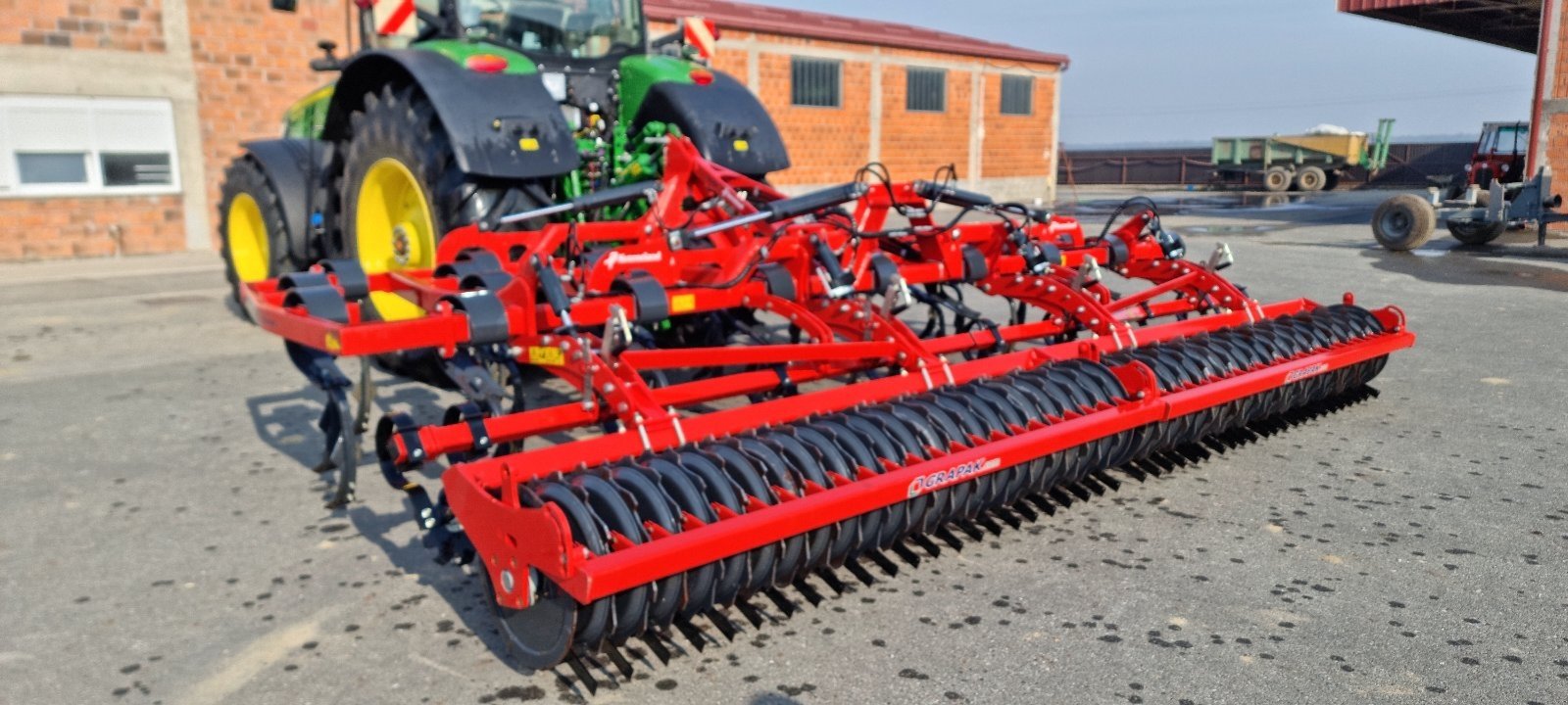 Federzinkengrubber of the type Kverneland Turbo6000F, Gebrauchtmaschine in Livana (Picture 1)
