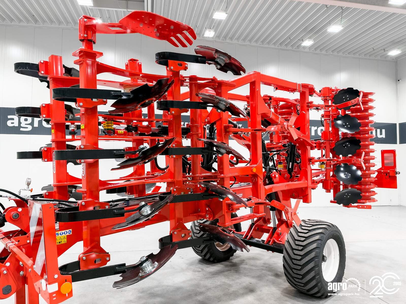 Federzinkengrubber del tipo Maschio Dracula Hydro F 430 4.3 m folding frame cultivator, ad. depth adjustment, Gebrauchtmaschine In Csengele (Immagine 22)