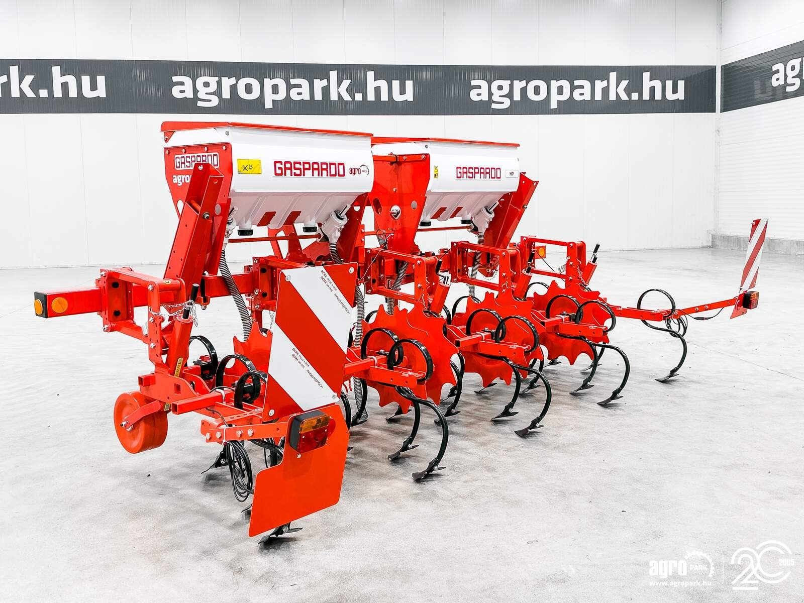 Federzinkengrubber του τύπου Maschio HP4 4-row inter-row cultivator, 2 x 160 l fertilizer hoppers, folding frame, Gebrauchtmaschine σε Csengele (Φωτογραφία 2)
