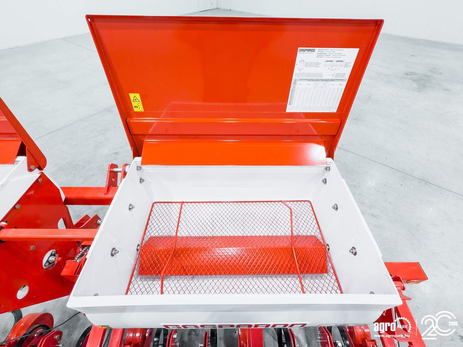 Federzinkengrubber του τύπου Maschio HP4 4-row inter-row cultivator, 2 x 160 l fertilizer hoppers, folding frame, Gebrauchtmaschine σε Csengele (Φωτογραφία 19)