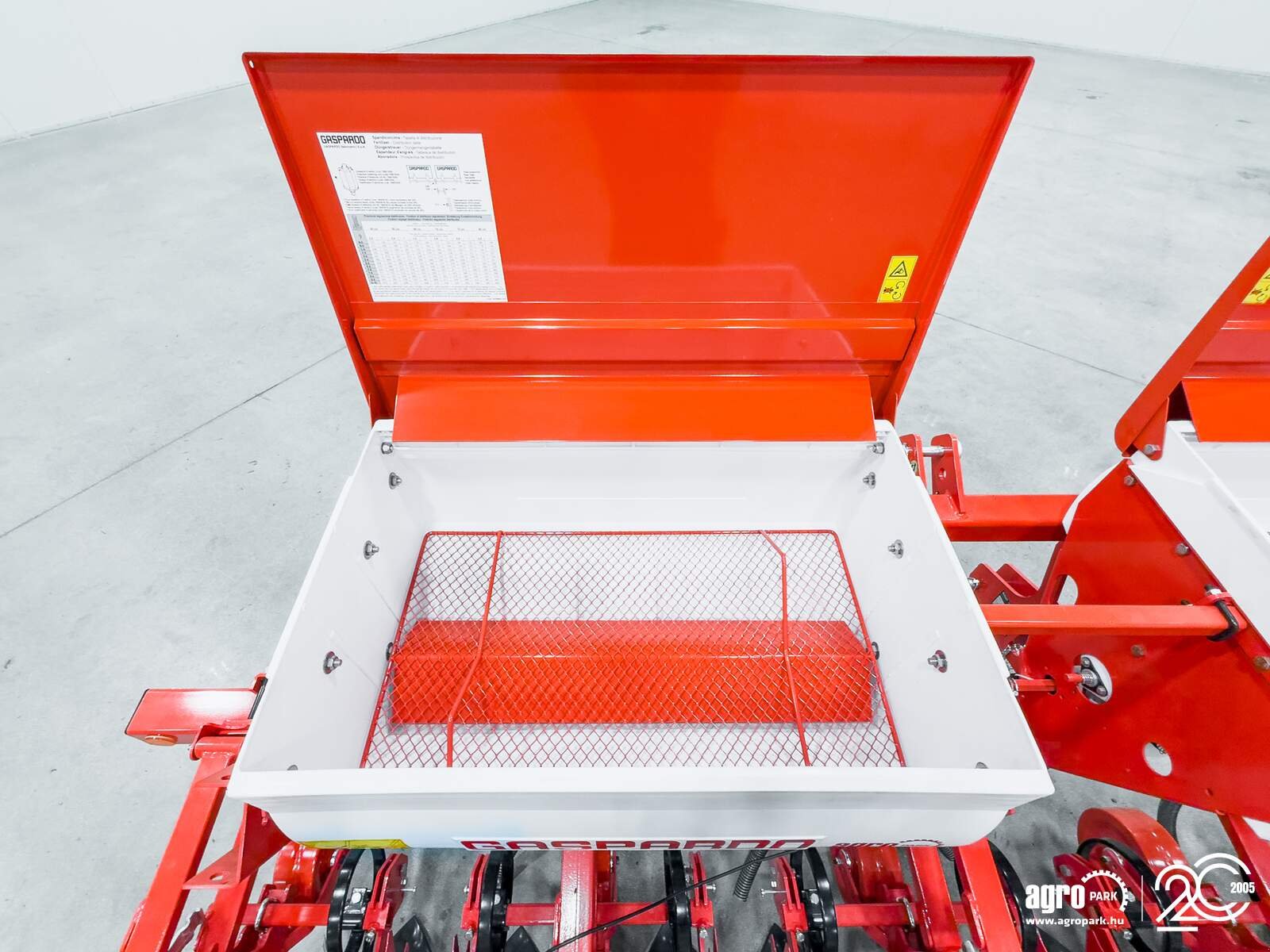 Federzinkengrubber του τύπου Maschio HP4 4-row inter-row cultivator, 2 x 160 l fertilizer hoppers, folding frame, Gebrauchtmaschine σε Csengele (Φωτογραφία 21)