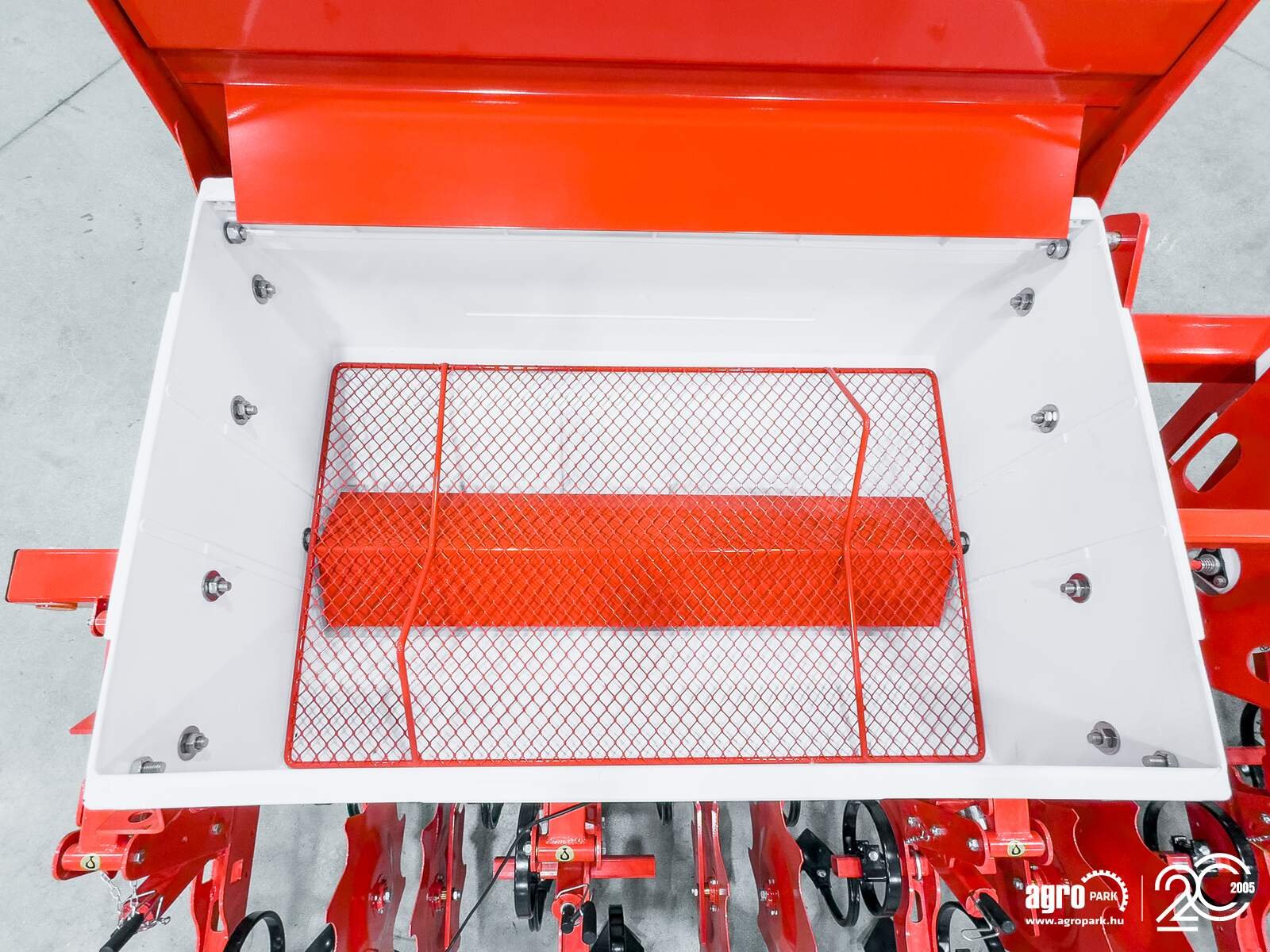 Federzinkengrubber του τύπου Maschio HP4 4-row inter-row cultivator, 2 x 160 l fertilizer hoppers, folding frame, Gebrauchtmaschine σε Csengele (Φωτογραφία 22)