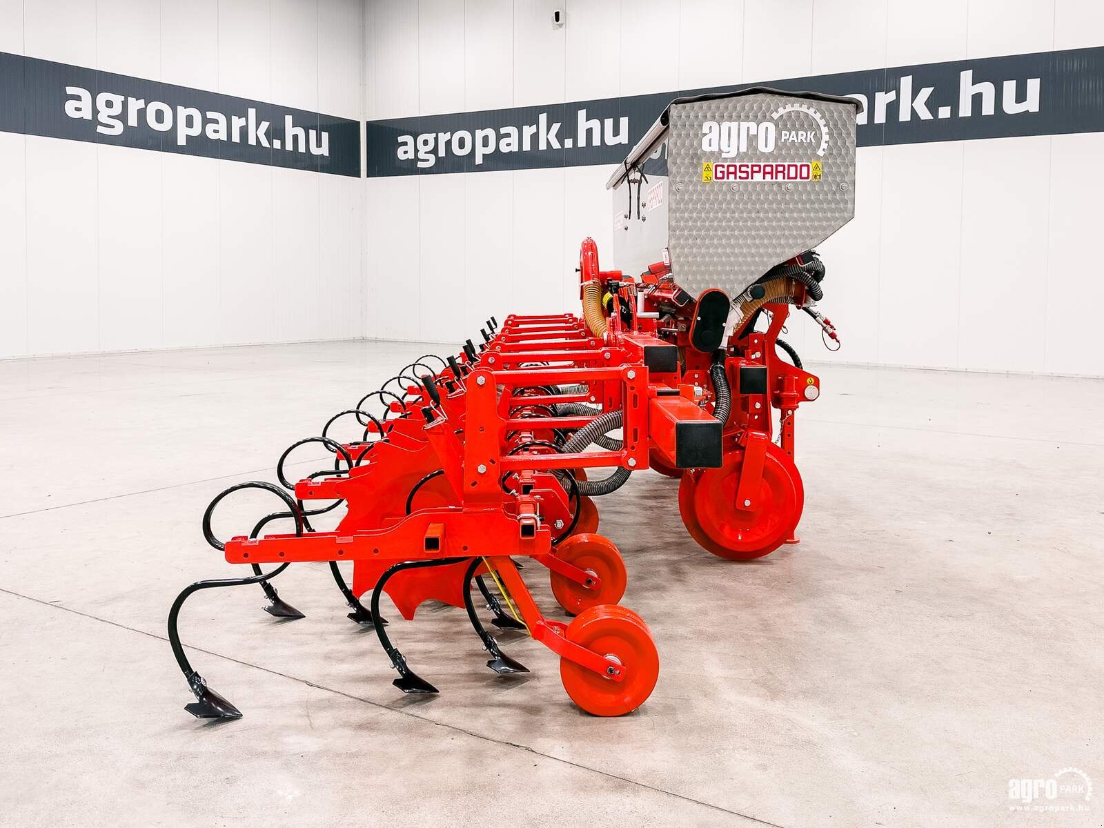 Federzinkengrubber типа Maschio HS6 UNUSED folding frame, 6-row inter-row cultivator, Gebrauchtmaschine в Csengele (Фотография 5)