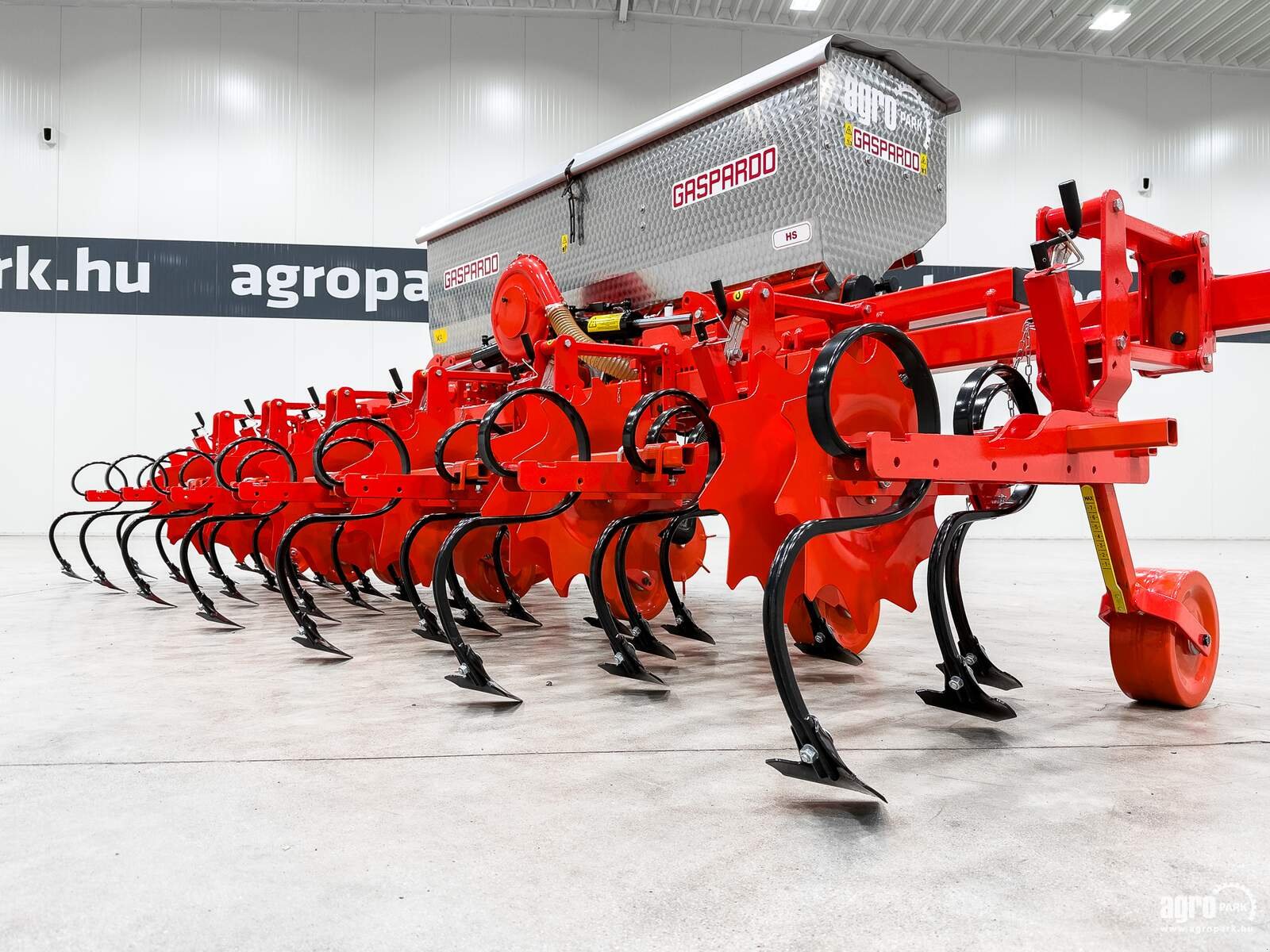 Federzinkengrubber типа Maschio HS6 UNUSED folding frame, 6-row inter-row cultivator, Gebrauchtmaschine в Csengele (Фотография 21)