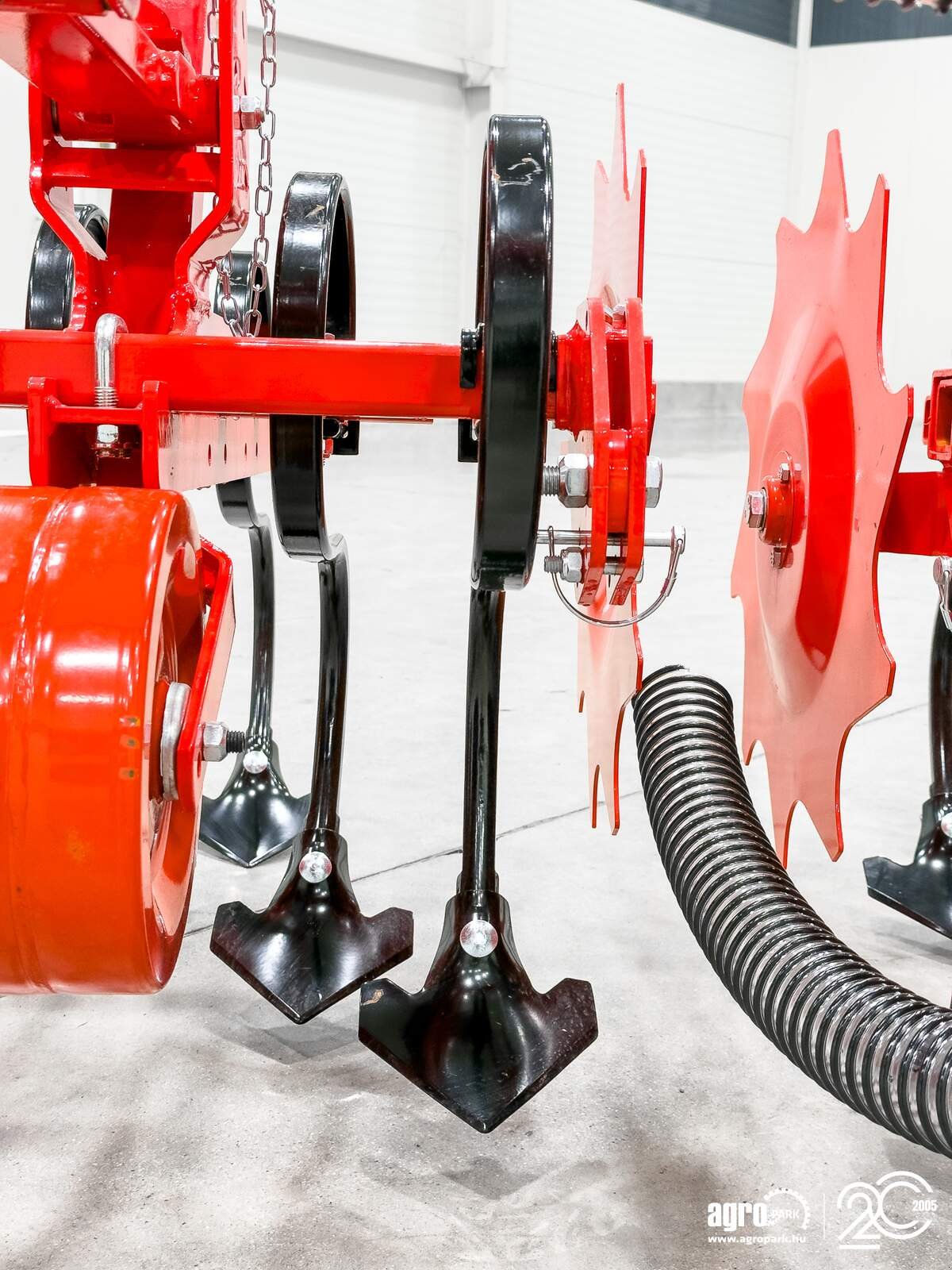 Federzinkengrubber του τύπου Maschio HS8 folding frame, 8-row inter-row cultivator, Gebrauchtmaschine σε Csengele (Φωτογραφία 27)