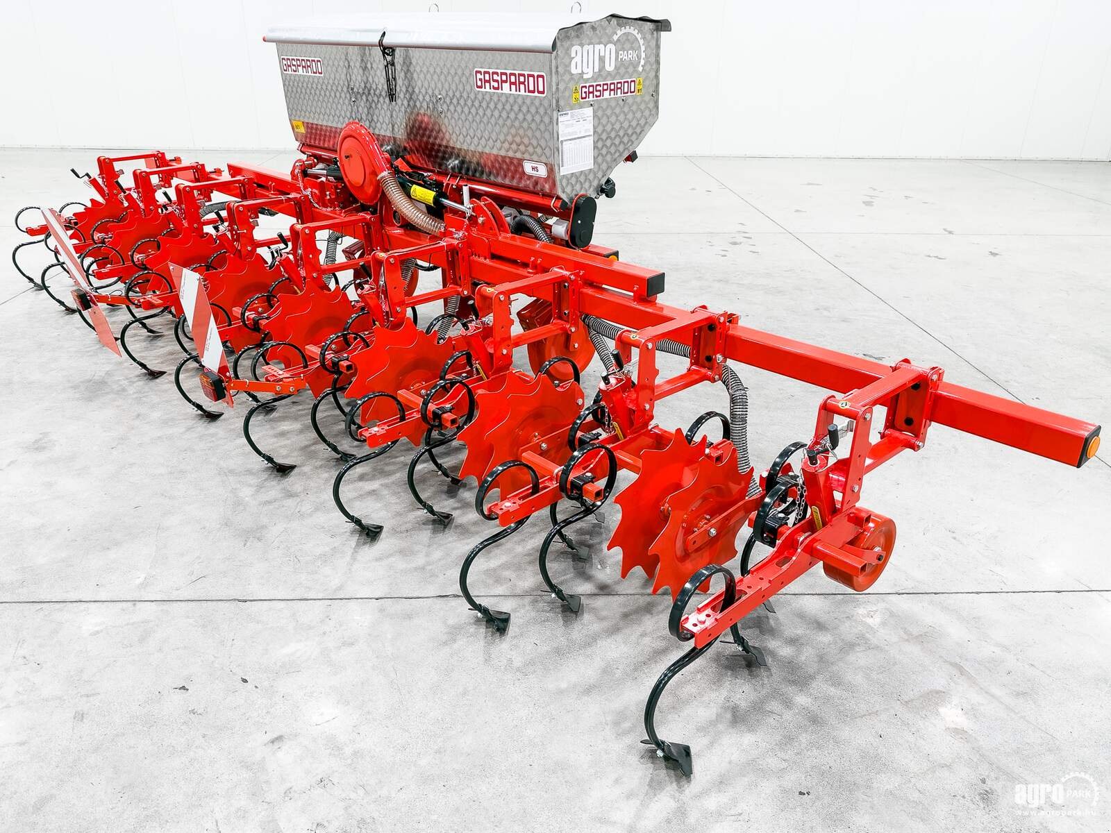 Federzinkengrubber vrste Maschio HS8 UNUSED folding frame, 8-row inter-row cultivator, Gebrauchtmaschine v Csengele (Slika 16)