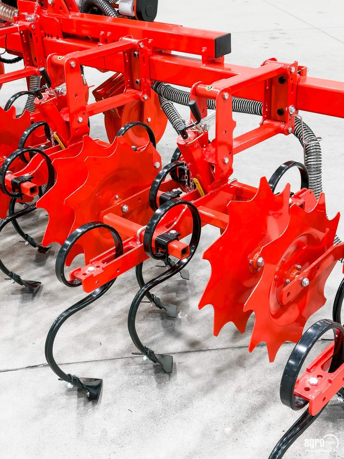Federzinkengrubber typu Maschio HS8 UNUSED folding frame, 8-row inter-row cultivator, Gebrauchtmaschine w Csengele (Zdjęcie 24)