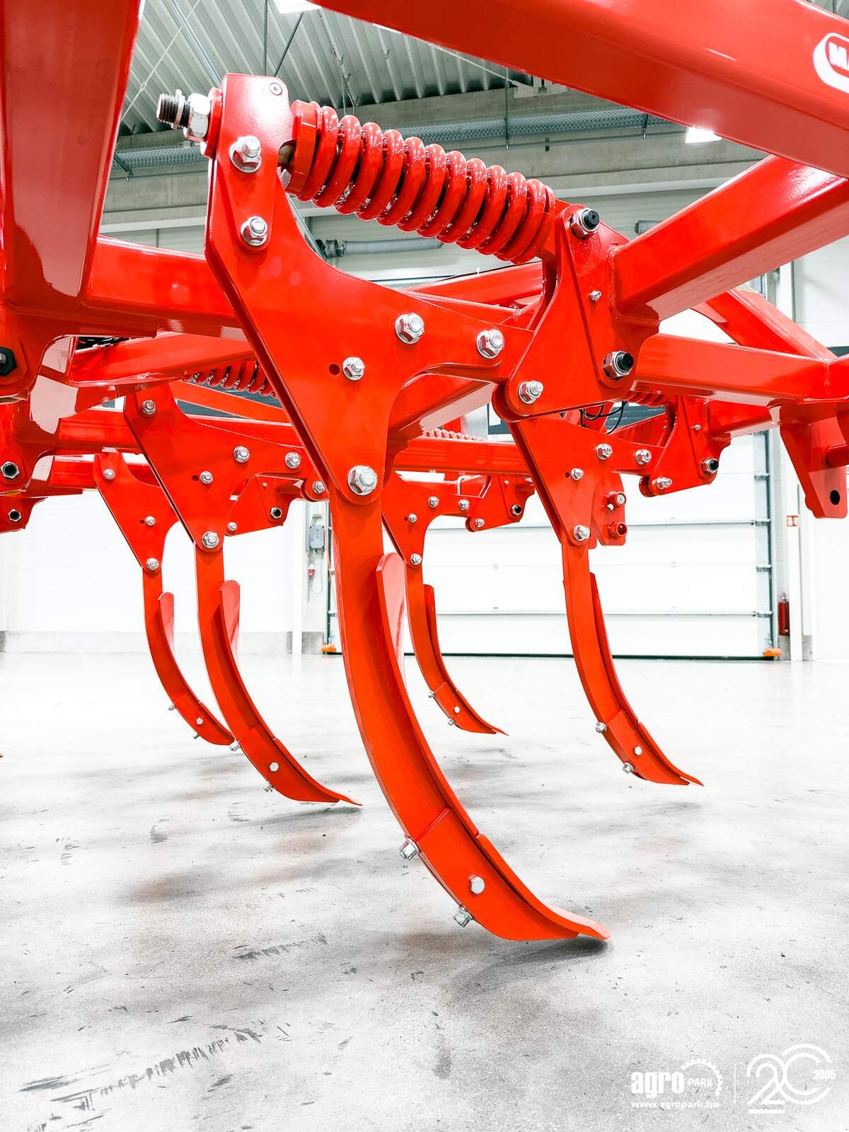 Federzinkengrubber del tipo Maschio Terremoto 3 300 cultivator with 3 m working width and fixed frame, NON-STOP spring tine safety system, 25 cm working depth, U-profile roller, Gebrauchtmaschine In Csengele (Immagine 19)