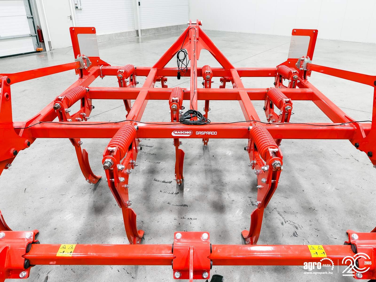 Federzinkengrubber del tipo Maschio Terremoto 3 300 cultivator with 3 m working width and fixed frame, NON-STOP spring tine safety system, 25 cm working depth, U-profile roller, Gebrauchtmaschine In Csengele (Immagine 26)