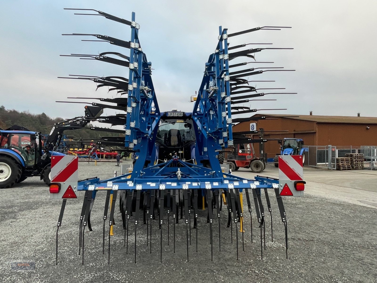 Federzinkengrubber des Typs Treffler TF 650P Vorführmaschine, Gebrauchtmaschine in Lichtenfels (Bild 4)