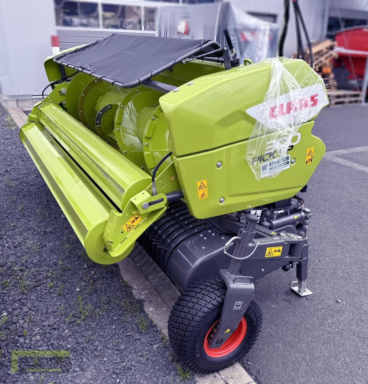 Feldhäcksler Pick-up typu CLAAS PICK UP 300 PROFI CONTOUR, Neumaschine v Homberg/Ohm - Maulbach (Obrázek 1)