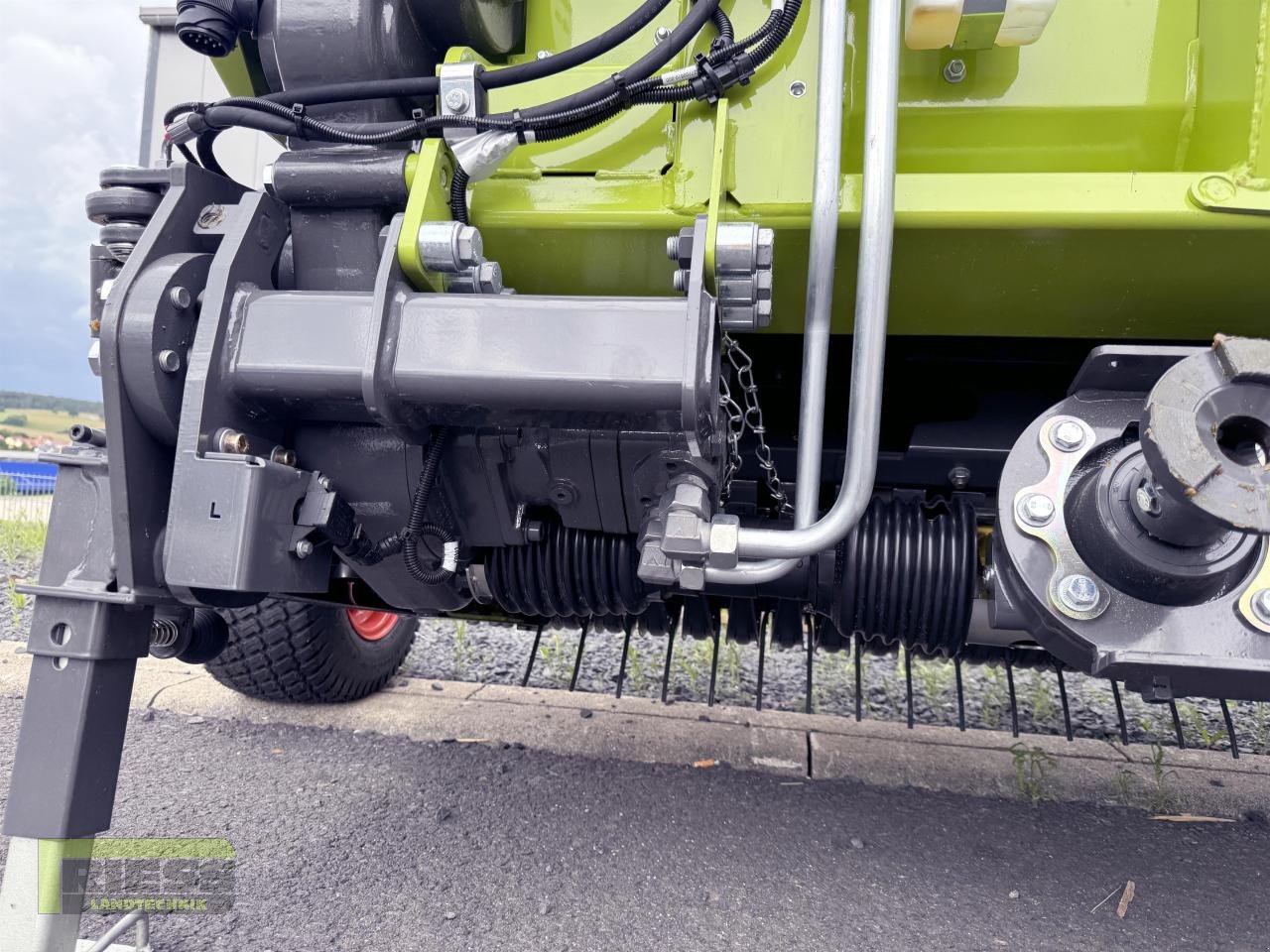 Feldhäcksler Pick-up typu CLAAS PICK UP 300 PROFI CONTOUR, Neumaschine v Homberg/Ohm - Maulbach (Obrázek 8)