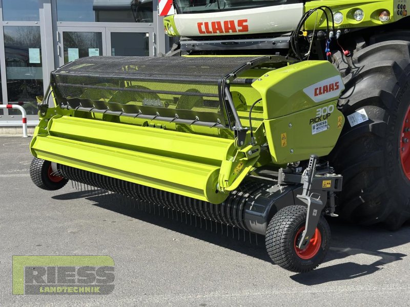Feldhäcksler Pick-up типа CLAAS PICK UP 300 PROFI CONTOUR, Neumaschine в Homberg/Ohm - Maulbach (Фотография 1)