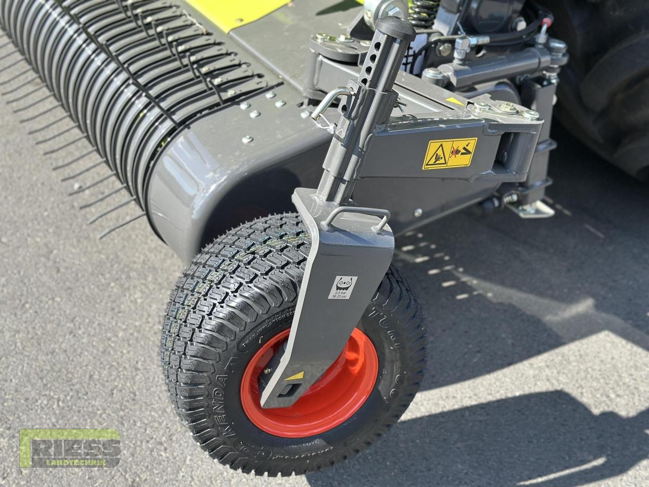 Feldhäcksler Pick-up typu CLAAS PICK UP 300 PROFI CONTOUR, Neumaschine v Homberg/Ohm - Maulbach (Obrázok 5)