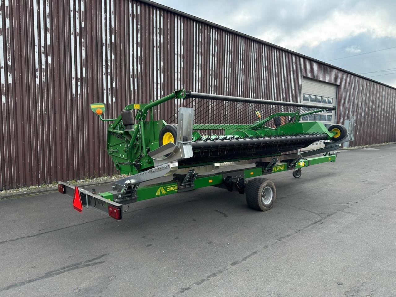 Feldhäcksler Pick-up typu John Deere 615P BÆLTE PICKUP, Gebrauchtmaschine v Odense (Obrázek 2)