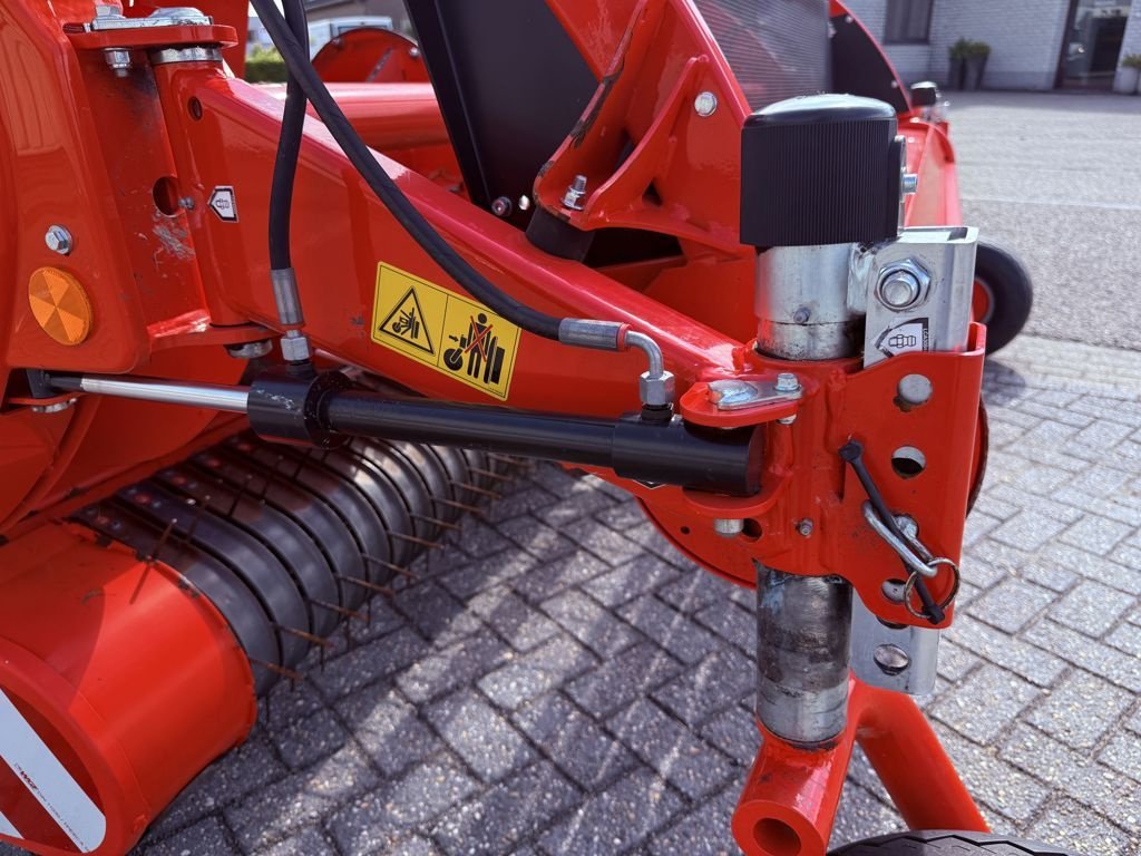 Feldhäcksler Pick-up des Typs Kemper PICKUP C3003 fit New Holland FR, Neumaschine in BOEKEL (Bild 8)