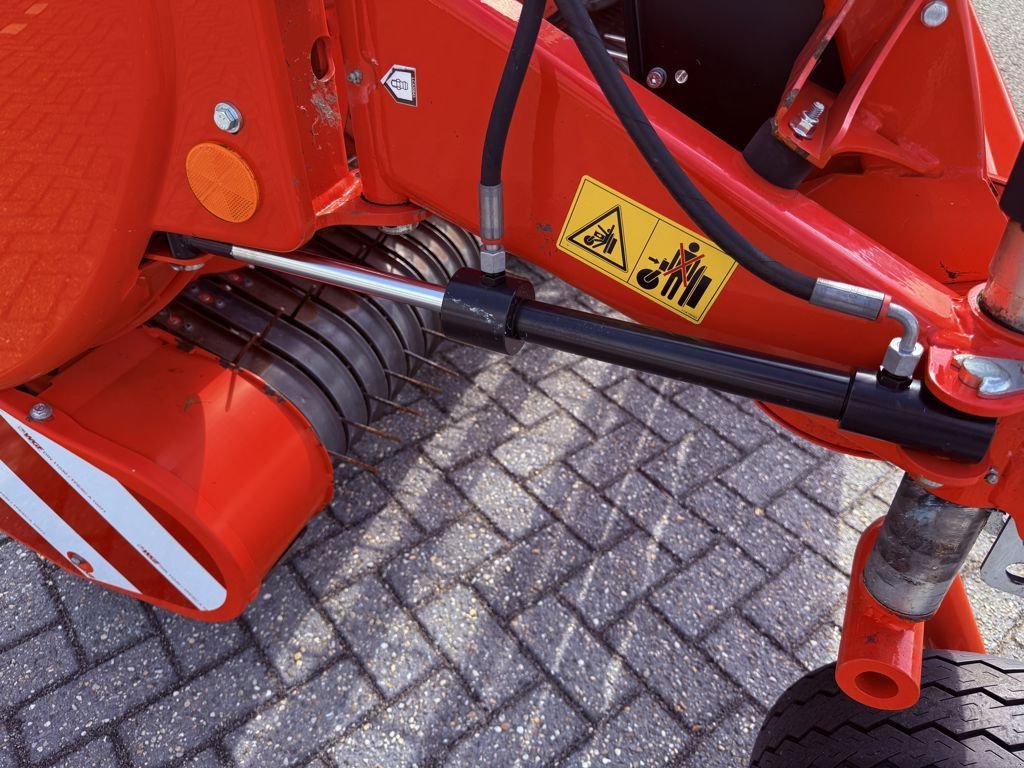 Feldhäcksler Pick-up des Typs Kemper PICKUP C3003 fit New Holland FR, Neumaschine in BOEKEL (Bild 9)