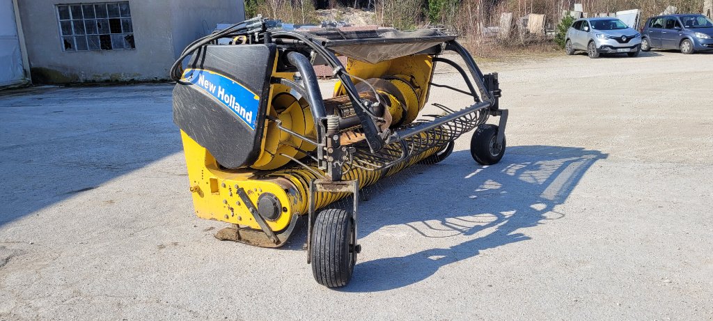 Feldhäcksler Pick-up типа New Holland 270 FPE, Gebrauchtmaschine в Chauvoncourt (Фотография 2)