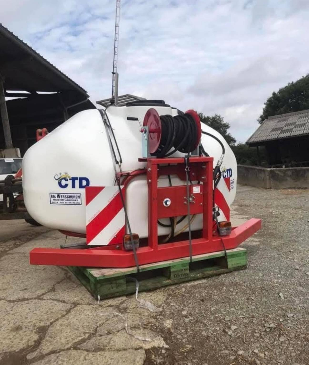 Feldhäcksler Pick-up del tipo Sonstige CUVE PORTE AVT, Gebrauchtmaschine In Le Horps (Immagine 1)