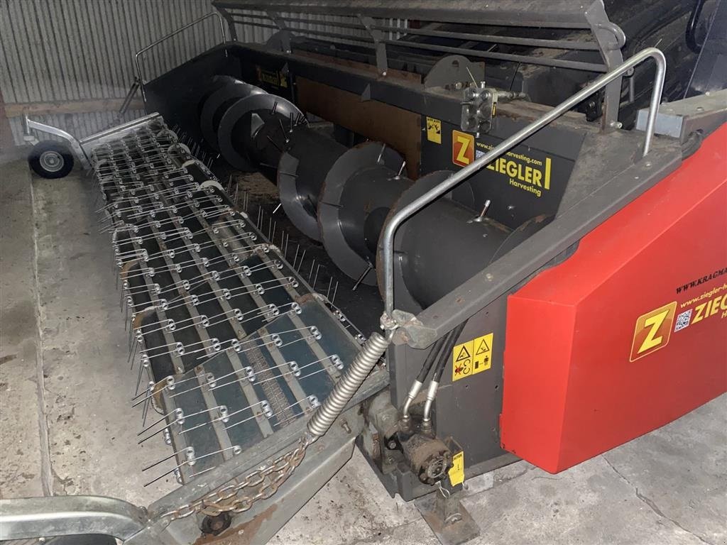 Feldhäcksler Pick-up des Typs Ziegler pickup bord. 4 meter årg. 2016, Gebrauchtmaschine in øster ulslev (Bild 1)