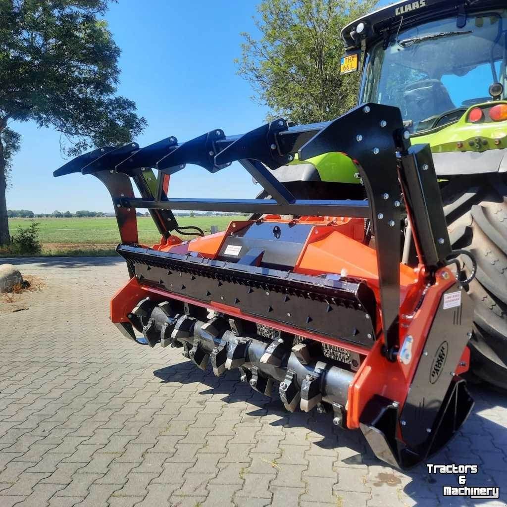 Feldhäcksler van het type Boxer BM225HD bosfrees, Gebrauchtmaschine in Zevenaar (Foto 1)