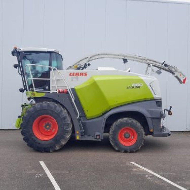 Feldhäcksler tip CLAAS 860, Gebrauchtmaschine in Belleville sur Meuse (Poză 10)