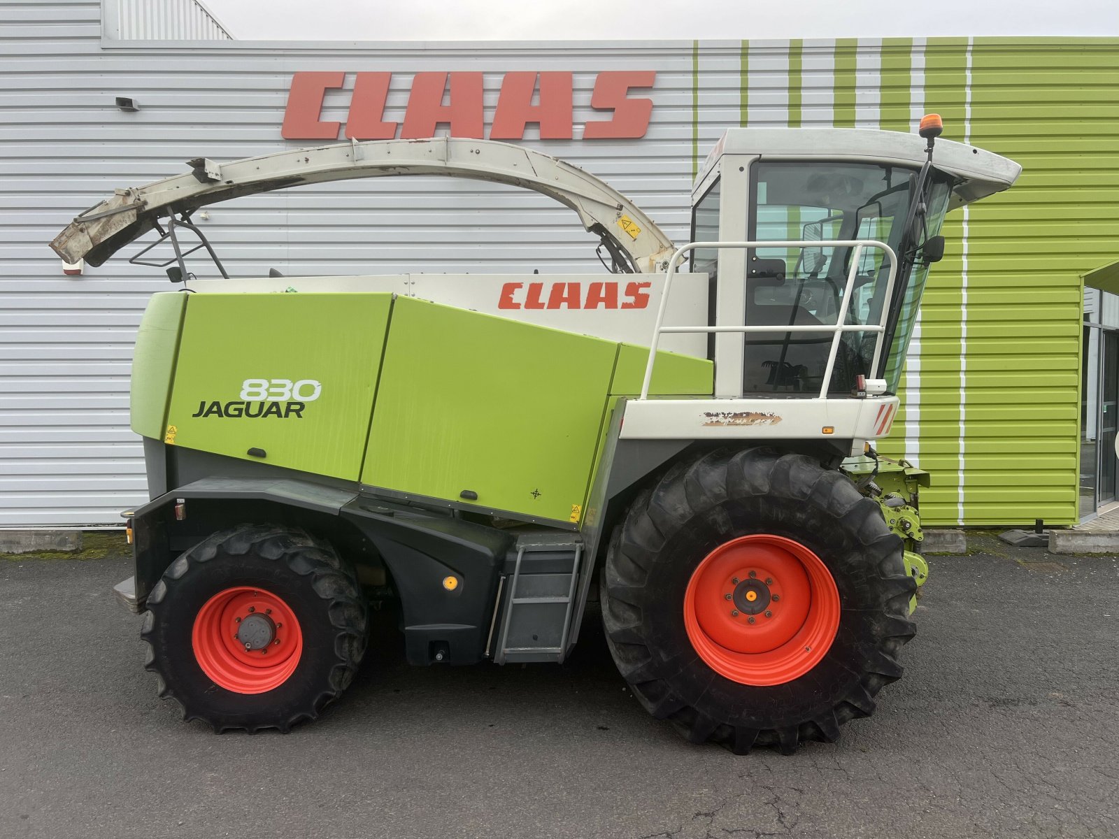 Feldhäcksler typu CLAAS JAGUAR 830, Gebrauchtmaschine v Gannat (Obrázek 2)