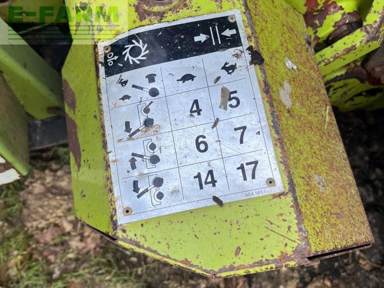 Feldhäcksler типа CLAAS JAGUAR 840 2WD, Gebrauchtmaschine в PETWORTH (Фотография 9)