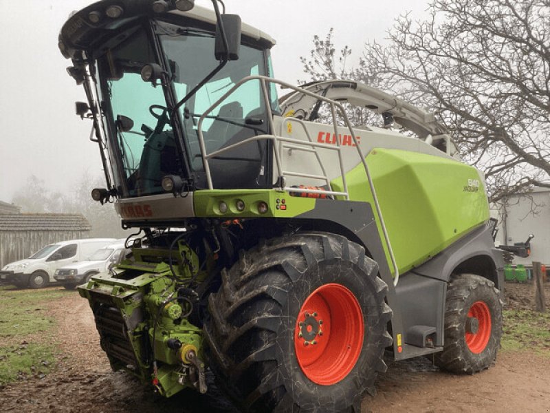Feldhäcksler typu CLAAS JAGUAR 840 4WD T4F TRADITION, Gebrauchtmaschine v Charnay-lès-macon (Obrázok 1)