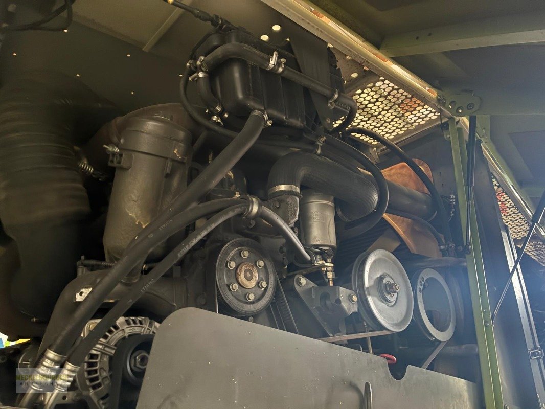 Feldhäcksler des Typs CLAAS Jaguar 850 - 4WD, Gebrauchtmaschine in Mühlengeez (Bild 19)
