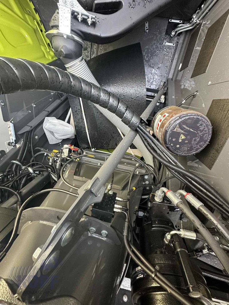 Feldhäcksler des Typs CLAAS Jaguar 870 E5 NEU Premium Line Quantimeter 50-Jahre Paket, Neumaschine in Schutterzell (Bild 24)