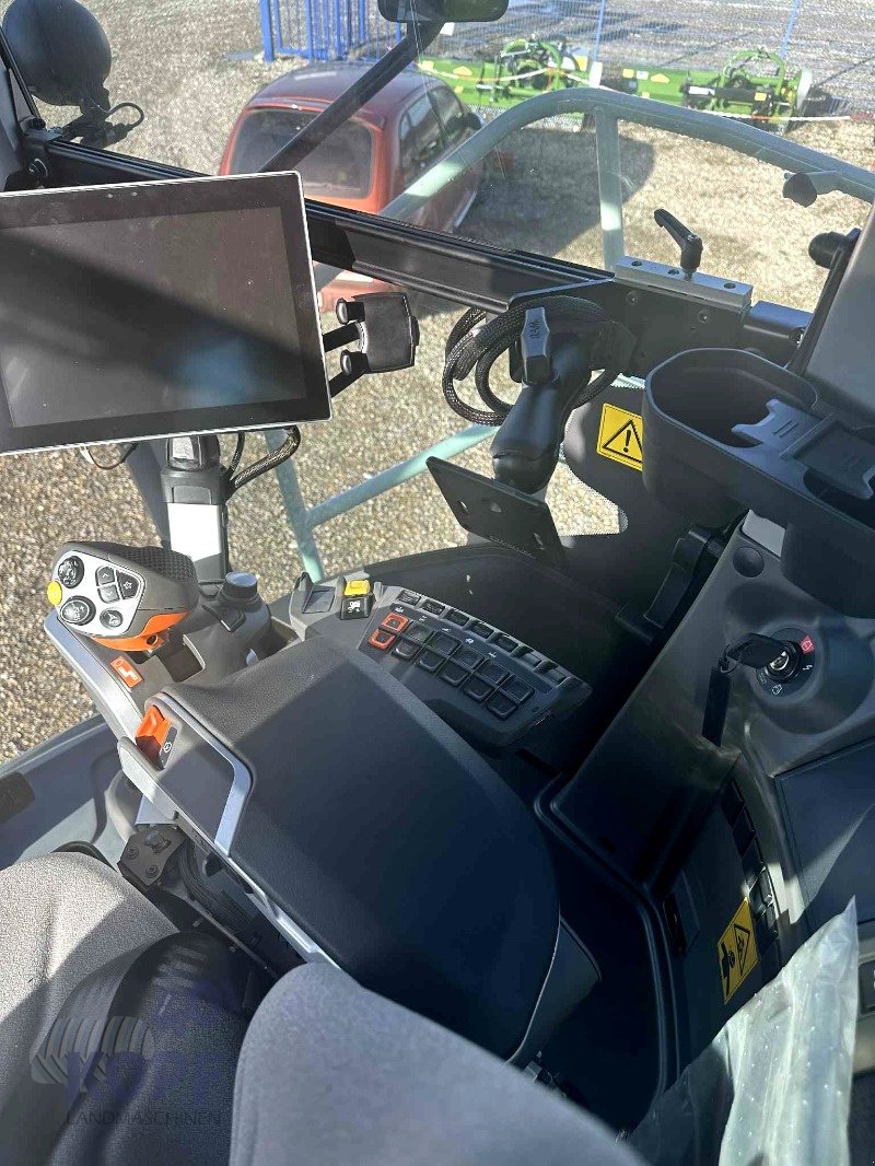 Feldhäcksler des Typs CLAAS Jaguar 870 E5 NEU Premium Line Quantimeter 50-Jahre Paket, Neumaschine in Schutterzell (Bild 31)