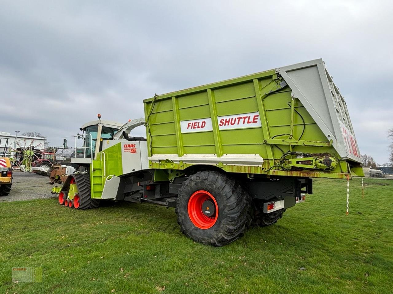 Feldhäcksler des Typs CLAAS JAGUAR 880 FIELD SHUTTLE, Container 36 cbm, Raupenlaufwerk, ORBIS 450 TS, Gebrauchtmaschine in Westerstede (Bild 9)