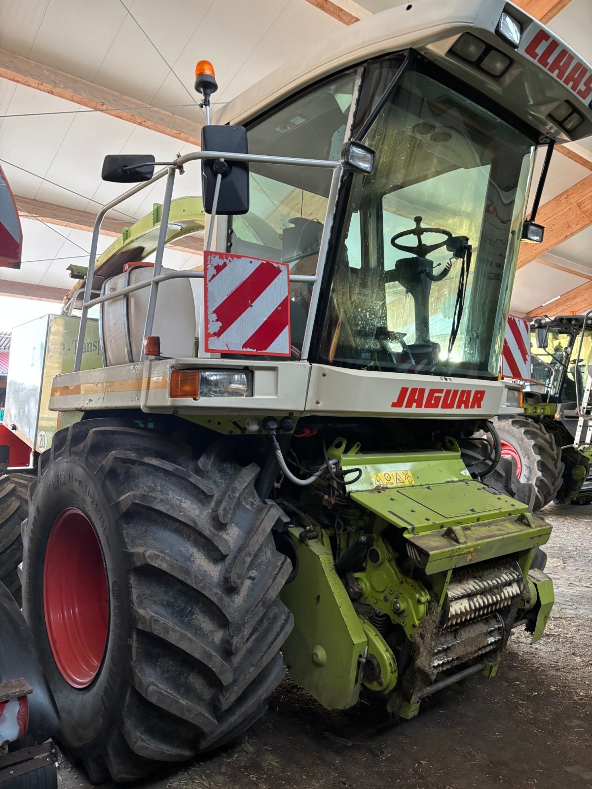 Feldhäcksler типа CLAAS Jaguar 880, Gebrauchtmaschine в Wiedergeltingen (Фотография 2)