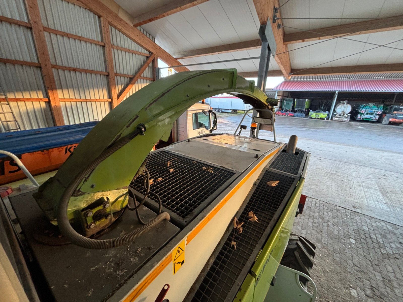 Feldhäcksler типа CLAAS Jaguar 880, Gebrauchtmaschine в Wiedergeltingen (Фотография 5)