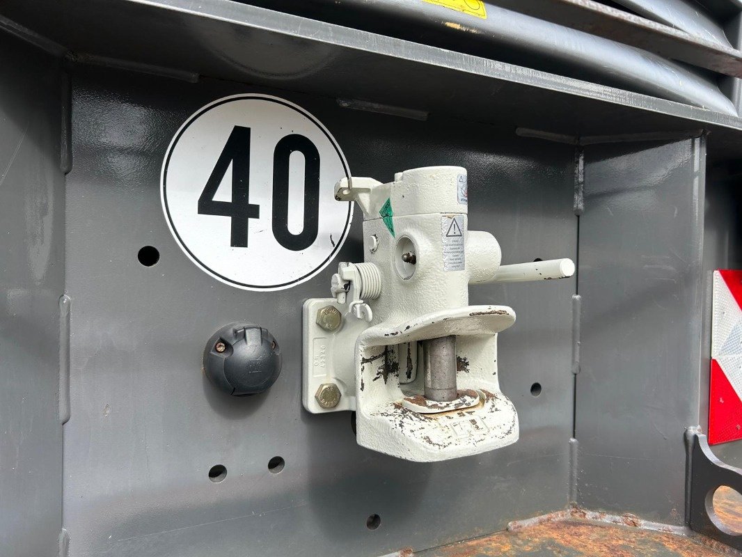 Feldhäcksler typu CLAAS Jaguar 890 mit Kemper 360 und PU, Gebrauchtmaschine v Sittensen (Obrázek 8)