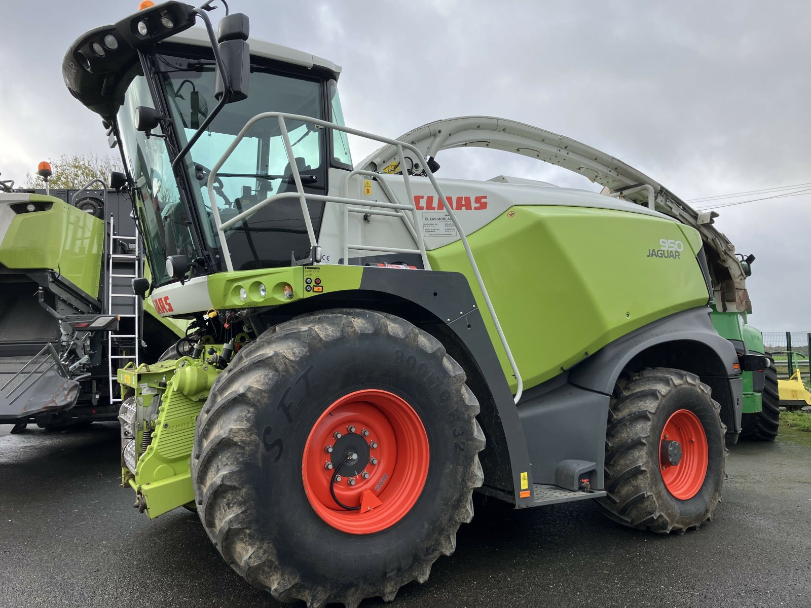 Feldhäcksler typu CLAAS JAGUAR 950 T4F TRADITION, Gebrauchtmaschine v PLOUIGNEAU (Obrázek 1)