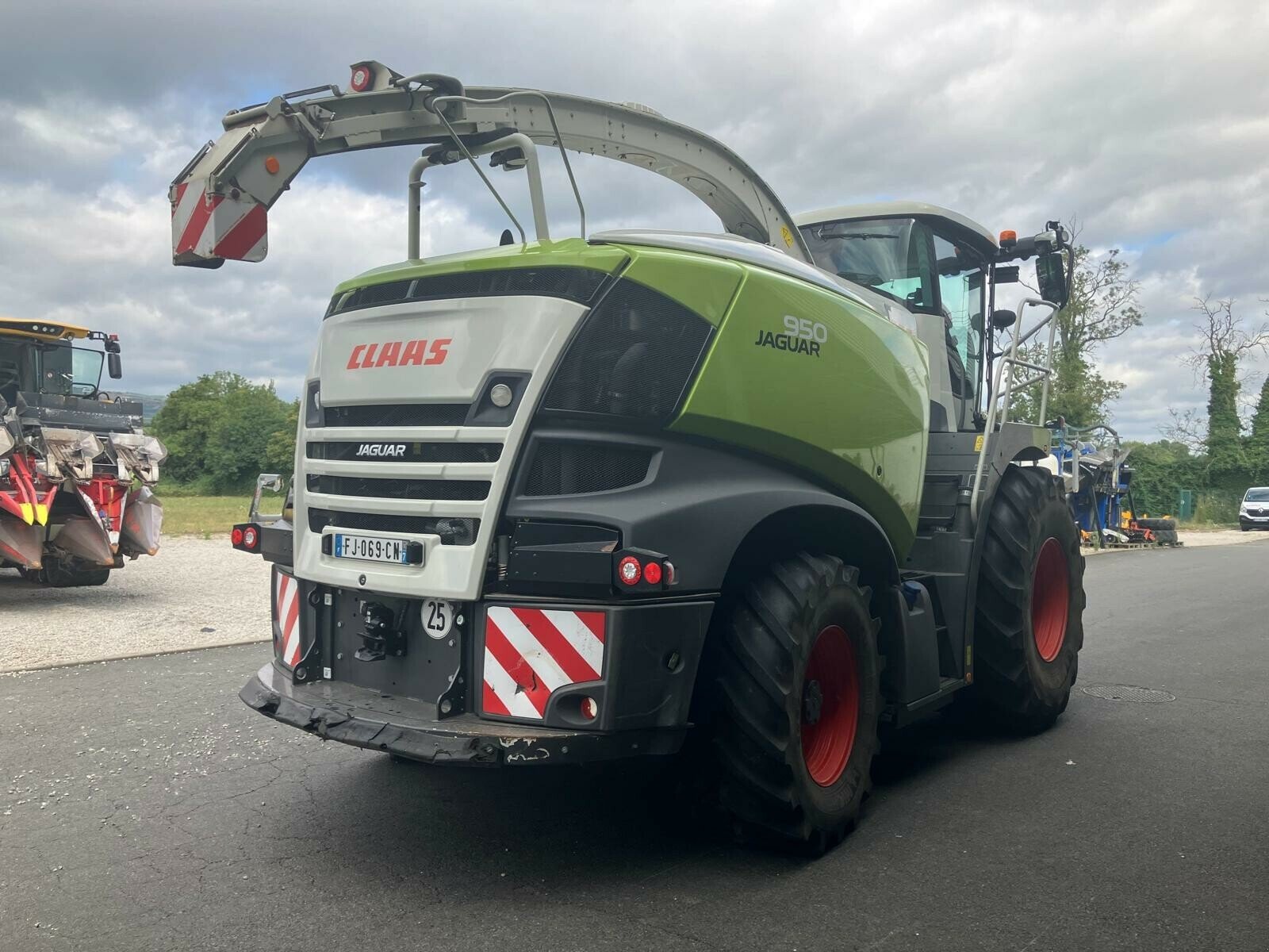 Feldhäcksler typu CLAAS JAGUAR 950 TRADITION, Gebrauchtmaschine v Hauteroche (Obrázek 4)