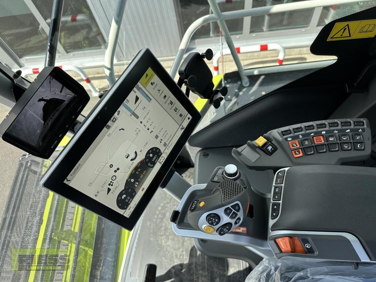 Feldhäcksler del tipo CLAAS JAGUAR 960 502 + PU 300 PROFI Contour, Vorführmaschine en Homberg/Ohm - Maulbach (Imagen 5)