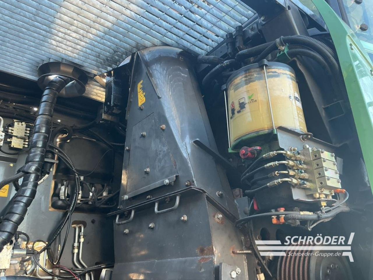 Feldhäcksler des Typs Fendt KATANA 65, Gebrauchtmaschine in Lastrup (Bild 24)