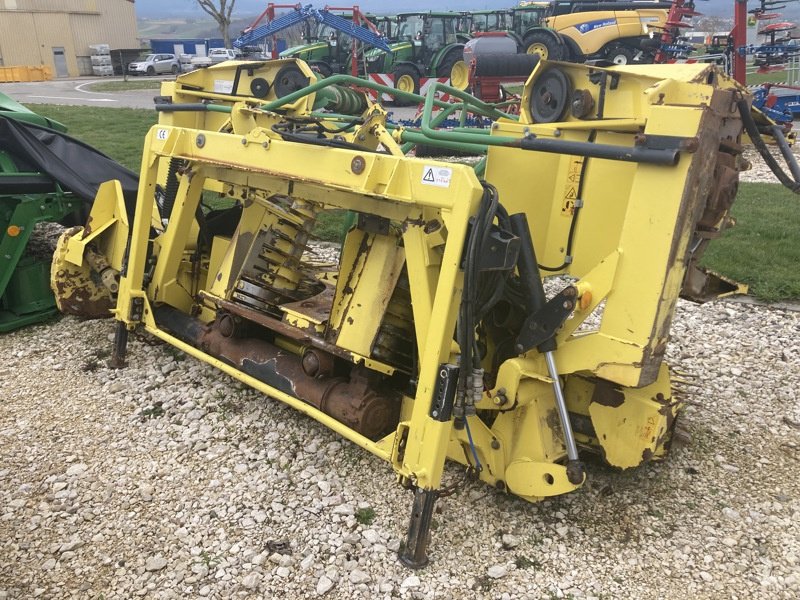 Feldhäcksler des Typs John Deere 345, Gebrauchtmaschine in Chavornay (Bild 2)