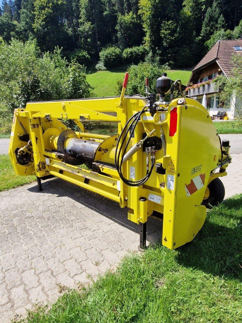 Feldhäcksler van het type John Deere 630C, Gebrauchtmaschine in Ersingen (Foto 4)