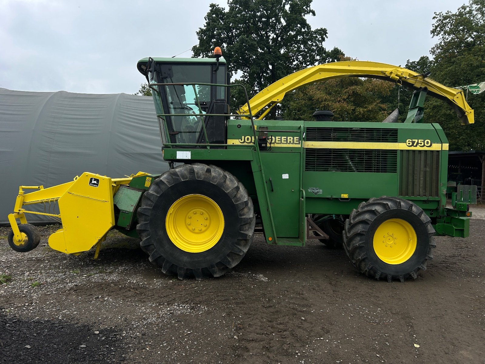 Feldhäcksler типа John Deere 6750, Gebrauchtmaschine в Gummersbach (Фотография 3)