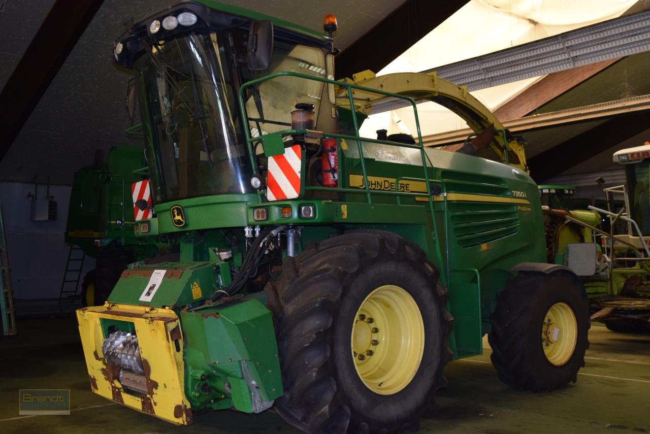 Feldhäcksler des Typs John Deere 7350 i ProDrive, Gebrauchtmaschine in Oyten (Bild 2)